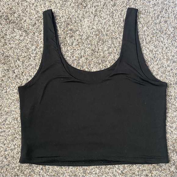 Black Crop Tank - Picture 3 of 3